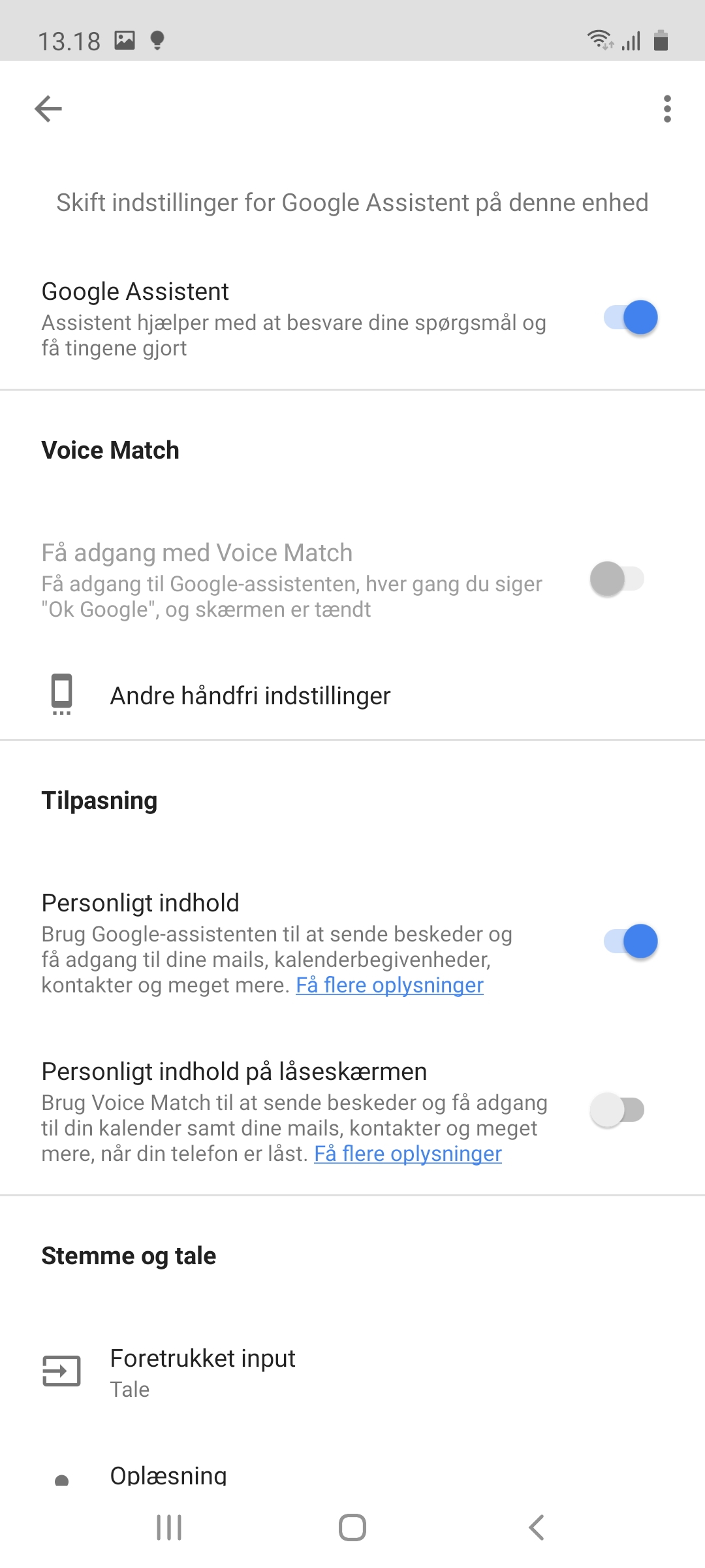Hvordan ændrer jeg stemmen på Google Assistant?